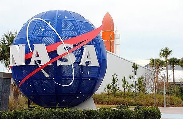 NASA, SİYAHİ KADIN ASTRONOTUN UZAY GÖREVİNİ İPTAL ETTİ