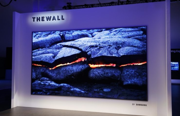 CES 2018: SAMSUNG, 146-İNÇ  MİCROLED TV’Sİ: THE WALL